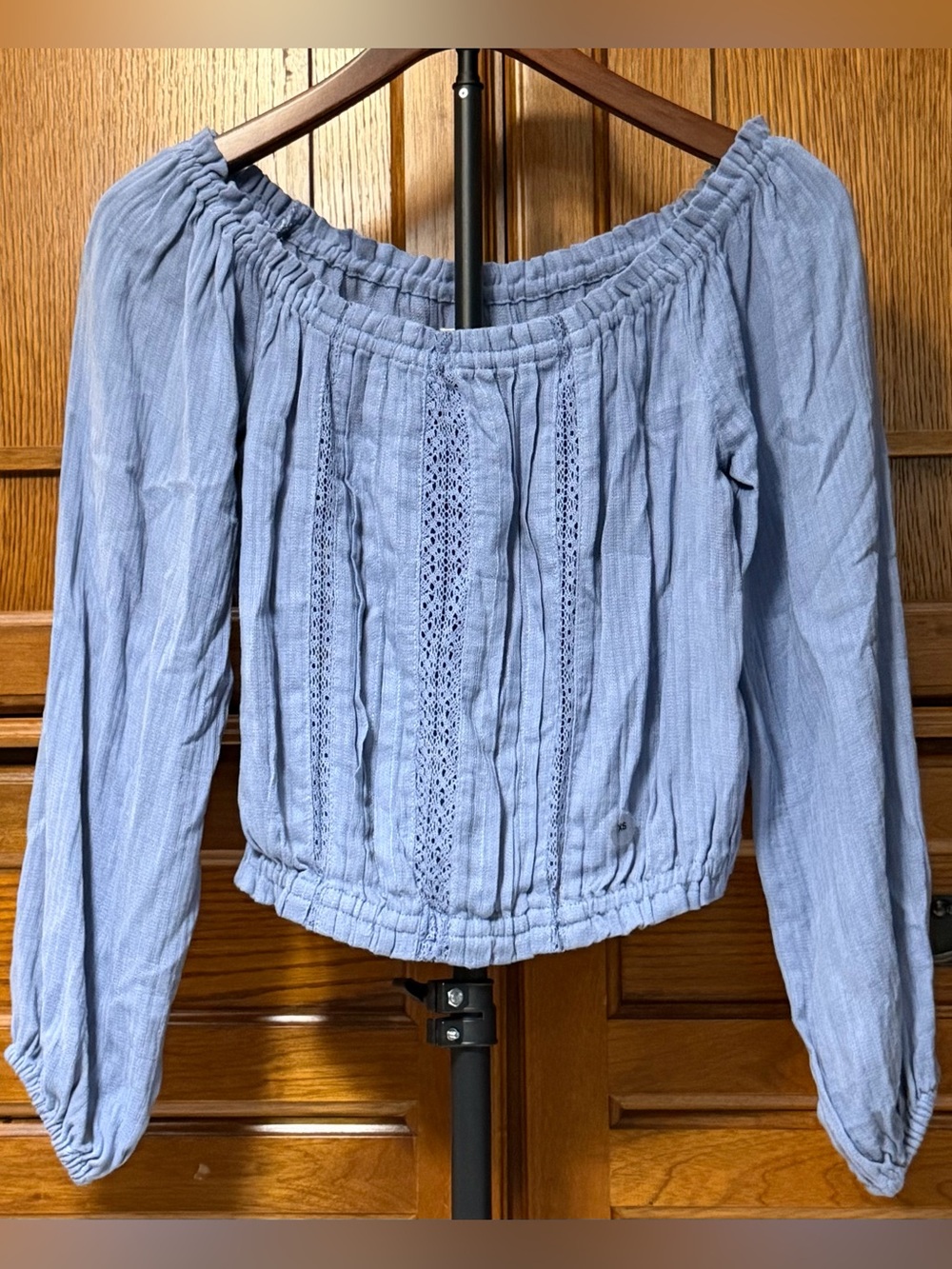 NWT Aeropostale Crocheted Off-Shoulder Lace Crop Top Blue Chambray Boho Peasant